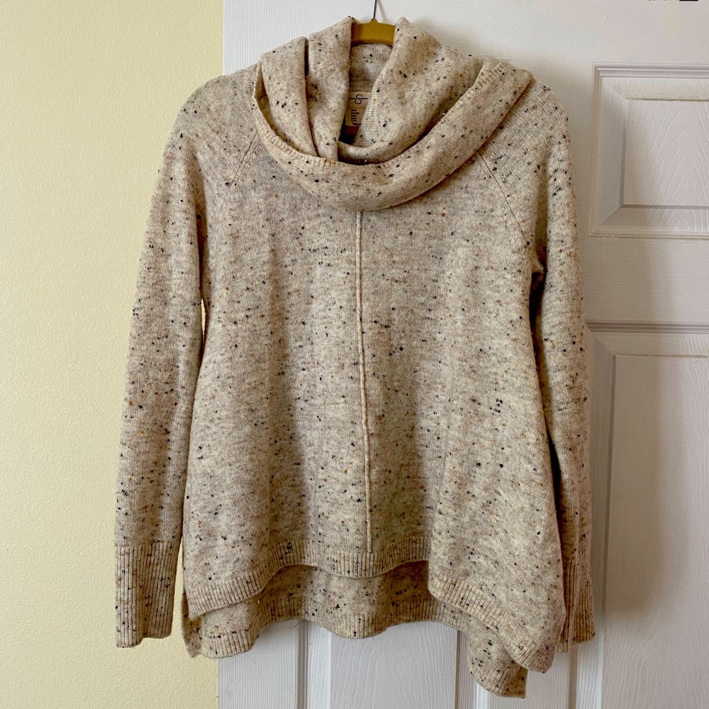JESSICA SIMPSON- COWL NECK KNIT SWEATER M